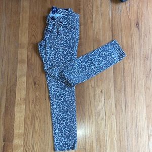 Authentic Icon animal print skinny jeans 
Size 24